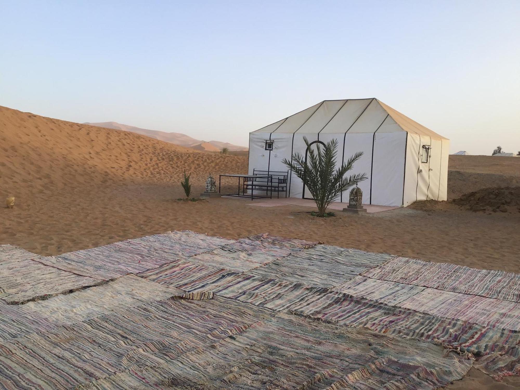 Dune Merzouga Camp ภายนอก รูปภาพ