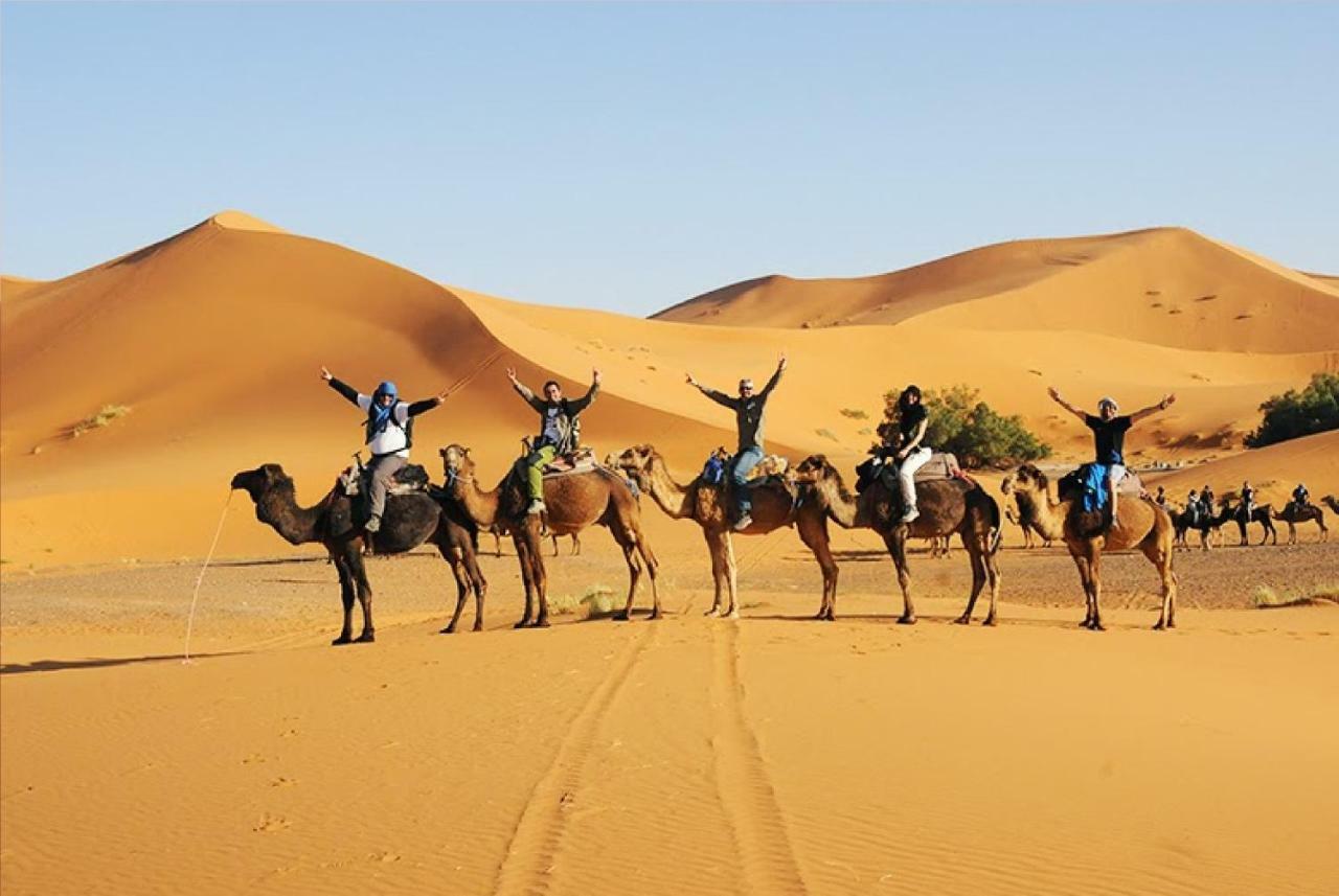 Dune Merzouga Camp ภายนอก รูปภาพ